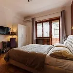 L'angolo Cortese Vendégház 4*