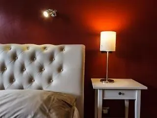 بيت ضيافة L'angolo Cortese 4*