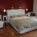 Konukevi L'angolo Cortese