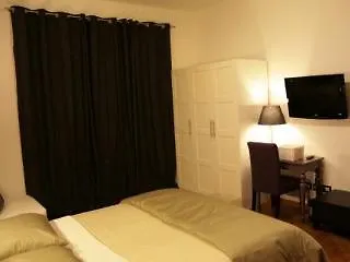 L'angolo Cortese Vendégház Róma